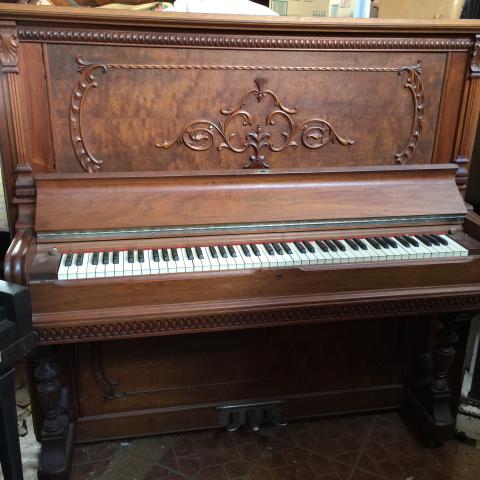 Photo of Stevens Piano shaped Organ